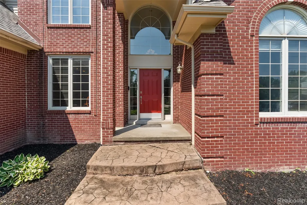 13697 Burning Tree Lane Plymouth Charter Township MI 48170