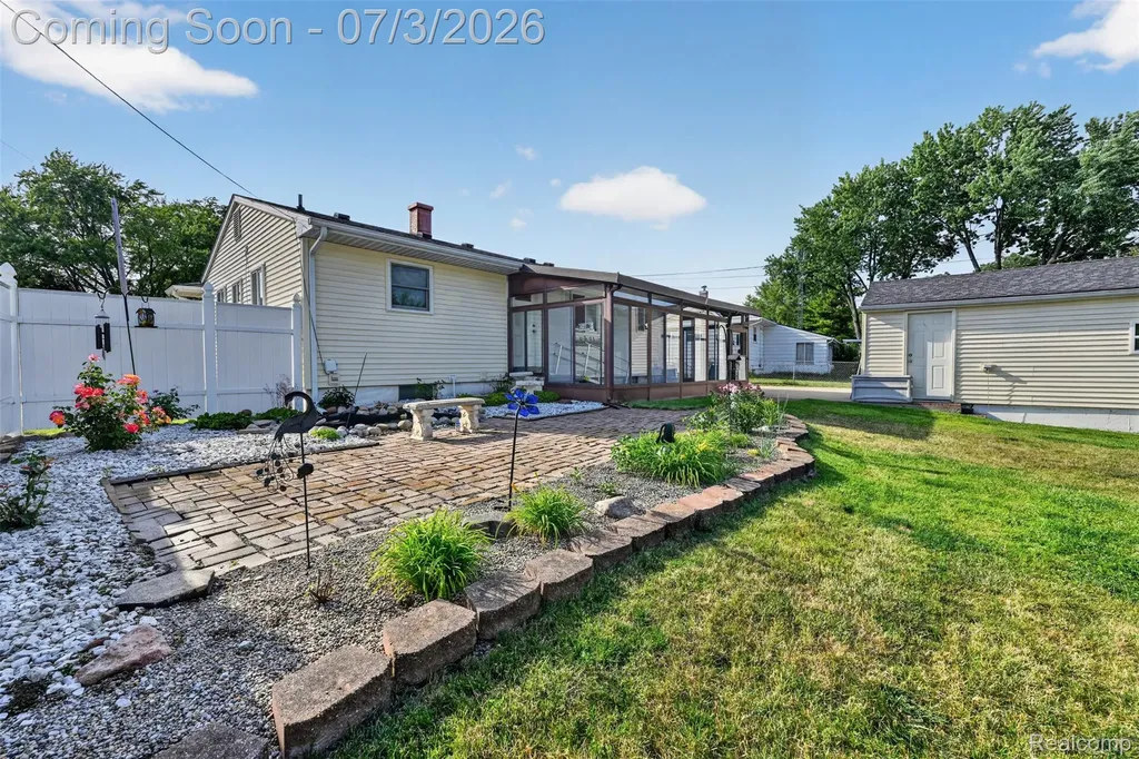 5179 Worchester Swartz Creek City MI 48473