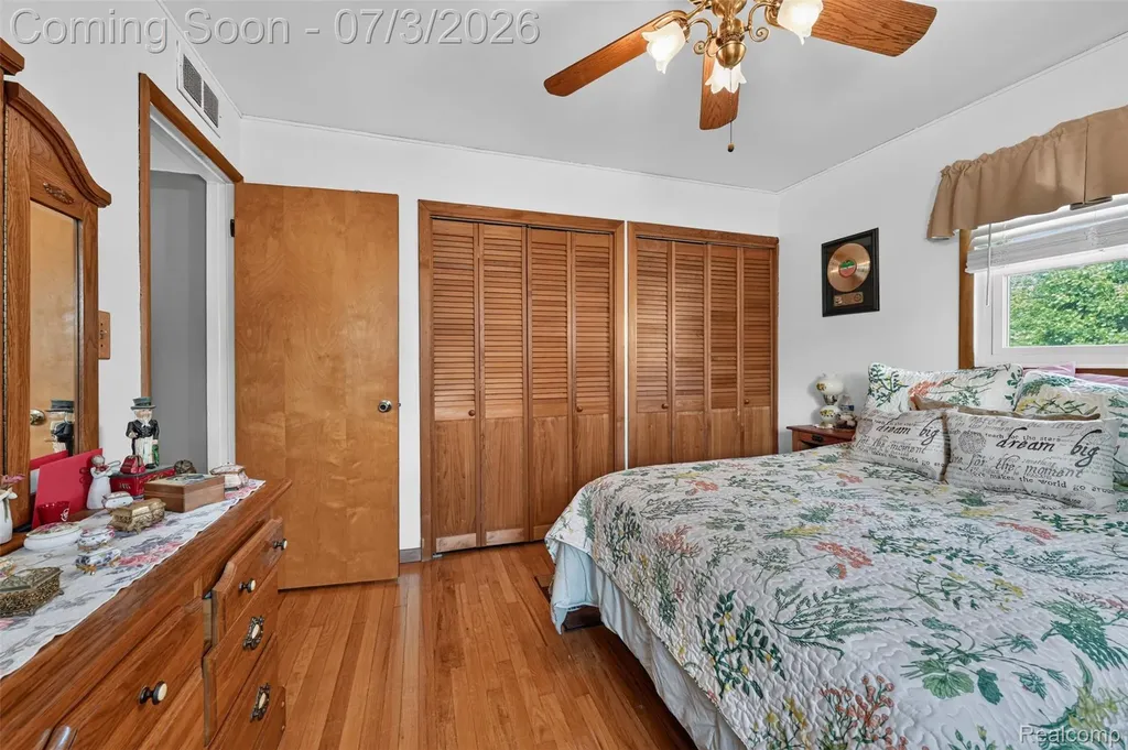 5179 Worchester Swartz Creek City MI 48473