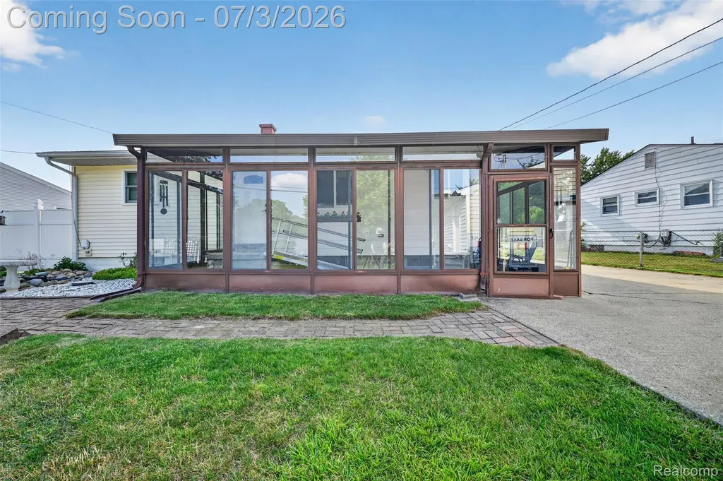 5179 Worchester Swartz Creek City MI 48473