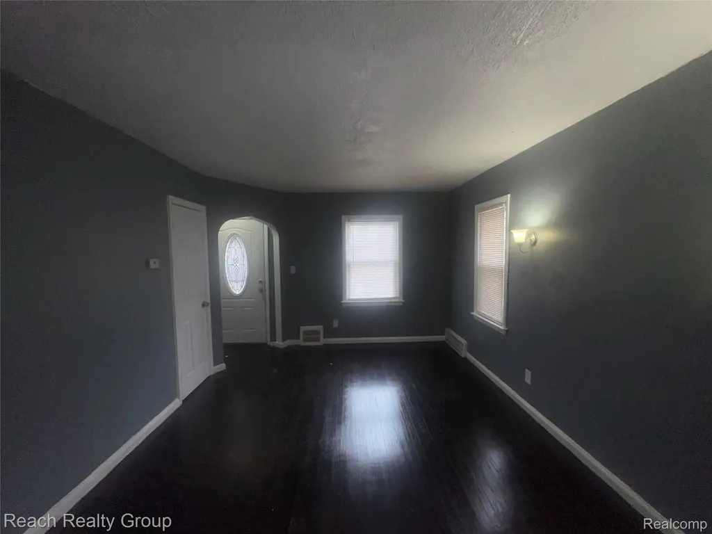 16206 Littlefield Street Detroit City MI 48235