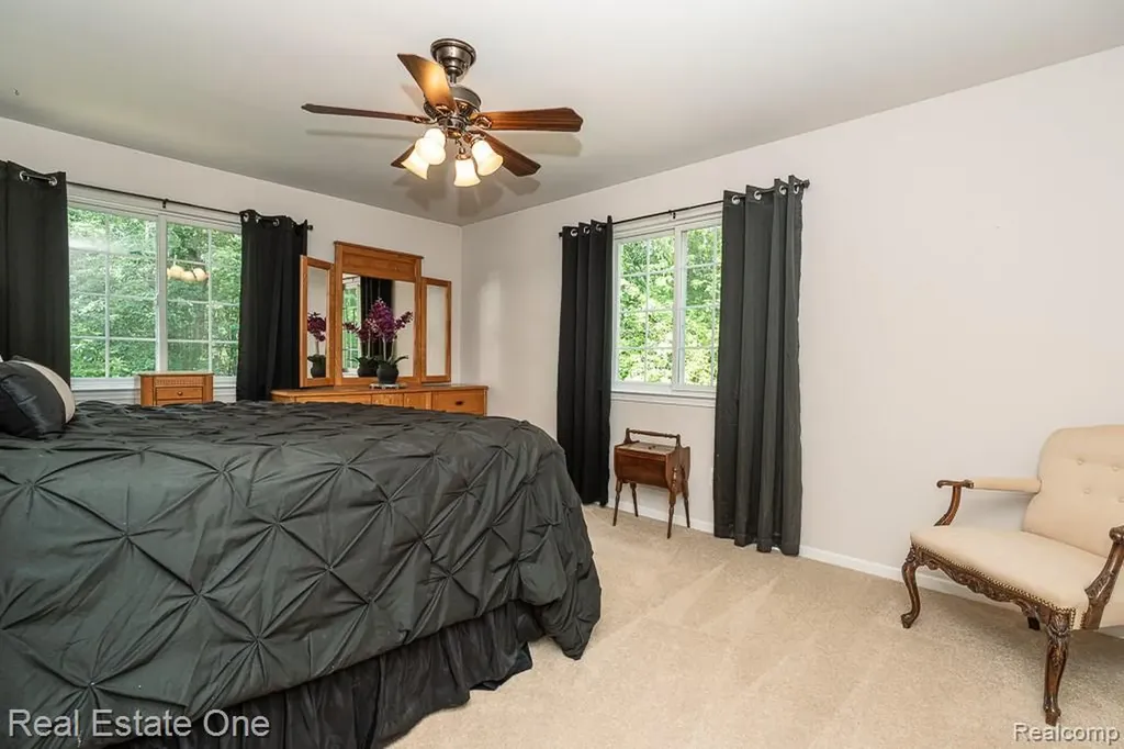 2691 Fox Cove Addison Township MI 48370