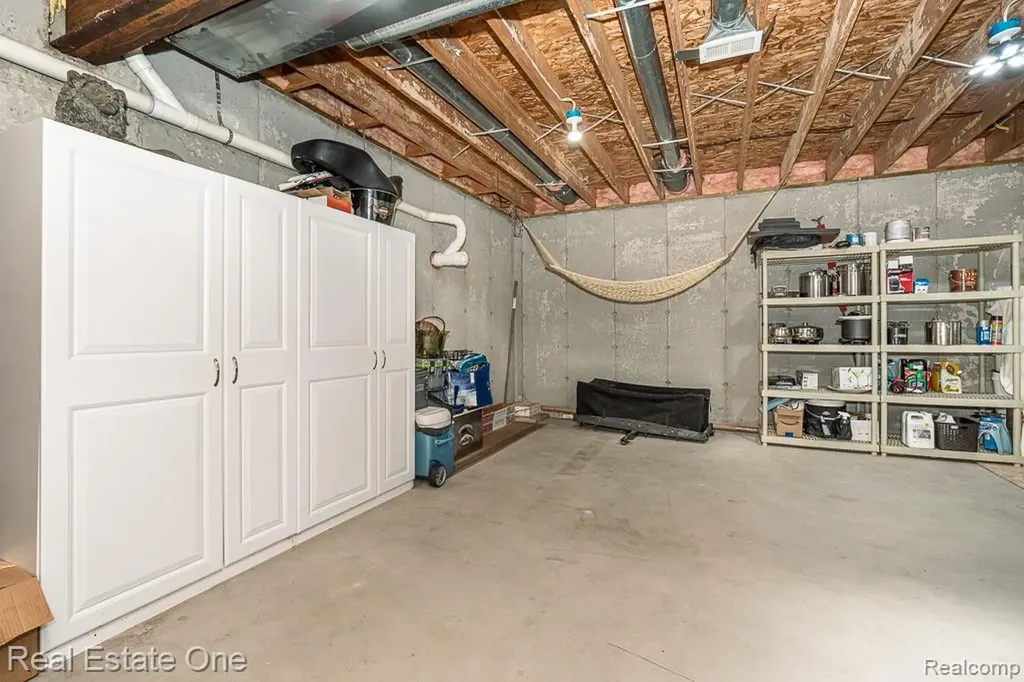 2691 Fox Cove Addison Township MI 48370