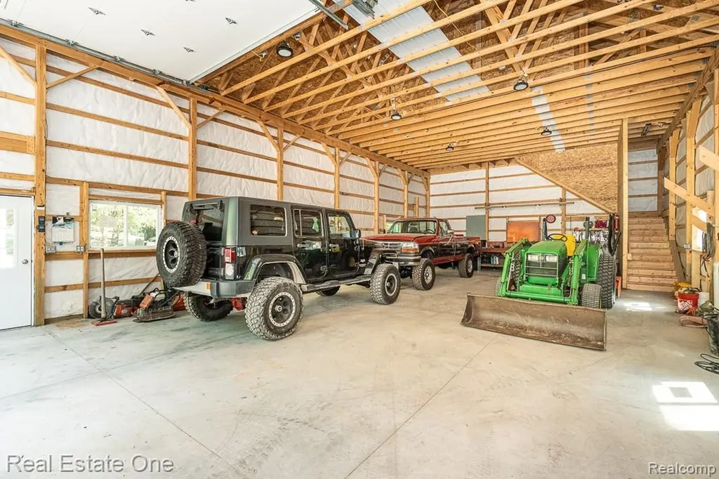 2691 Fox Cove Addison Township MI 48370