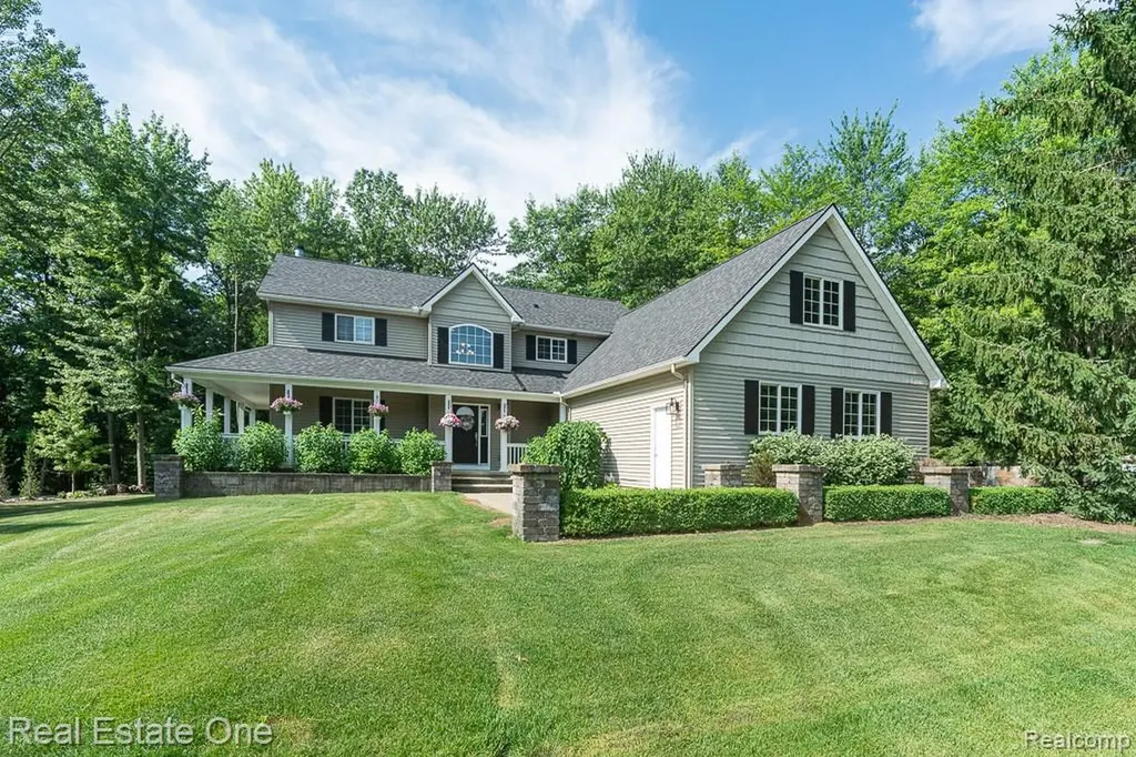 2691 Fox Cove Addison Township MI 48370