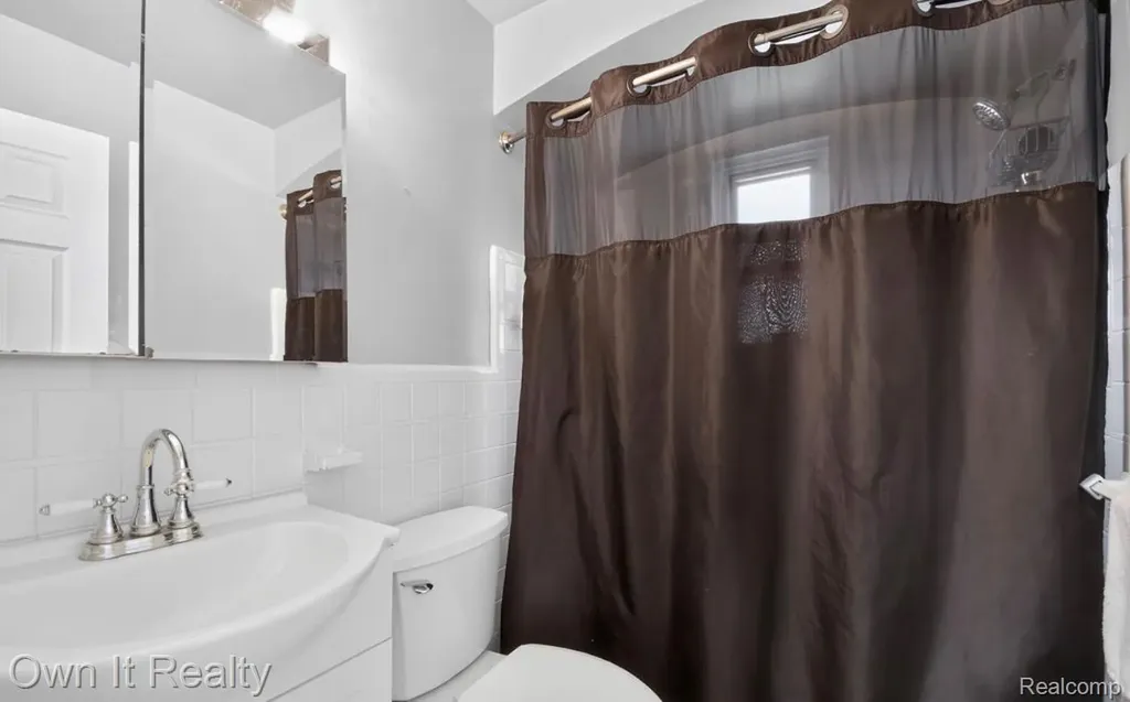 631 Nightingale Street Dearborn City MI 48128