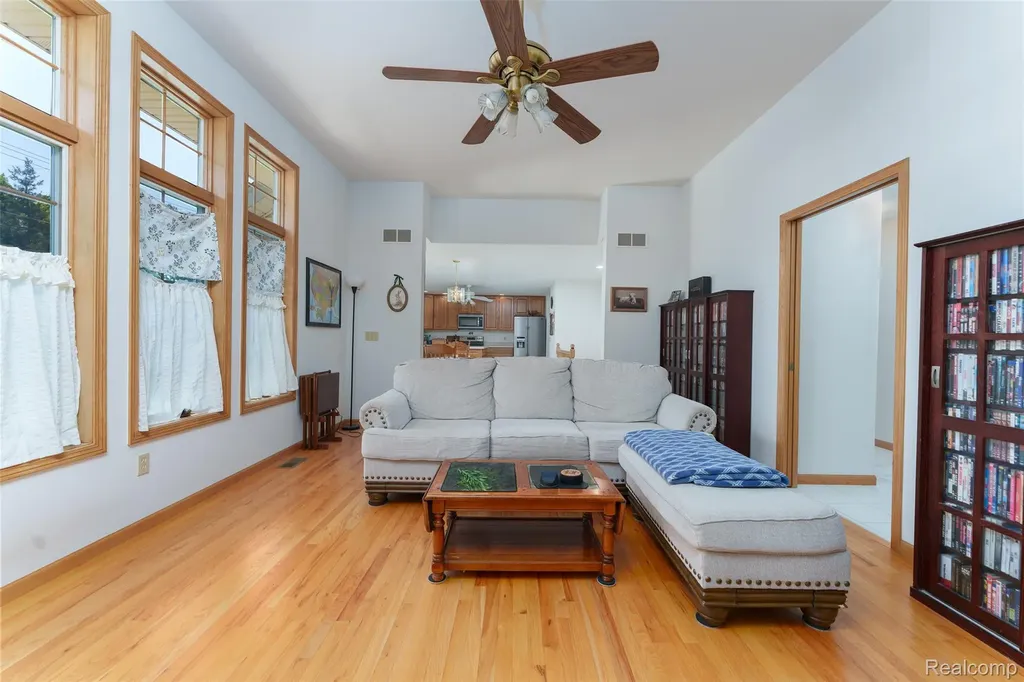 5382 Meadowlawn Road Handy Township MI 48836