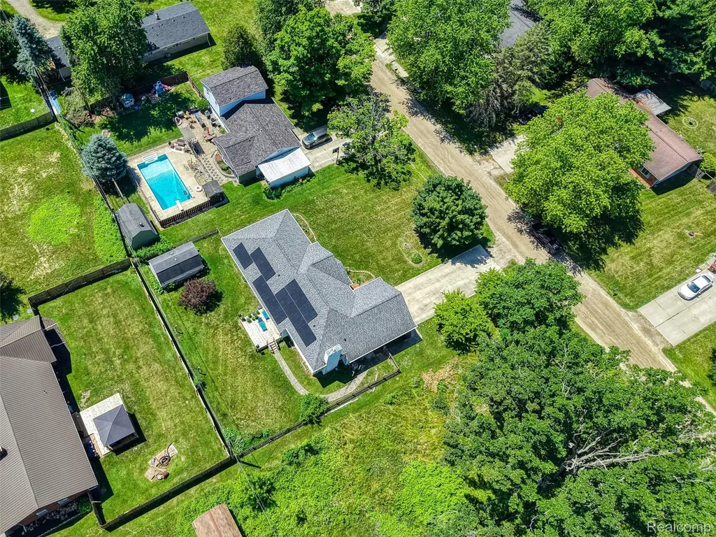 5382 Meadowlawn Road Handy Township MI 48836