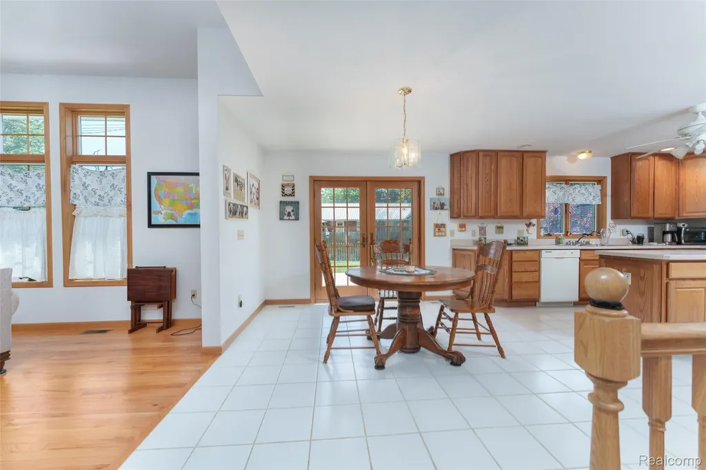 5382 Meadowlawn Road Handy Township MI 48836