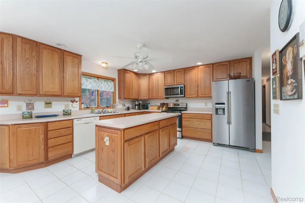 5382 Meadowlawn Road Handy Township MI 48836