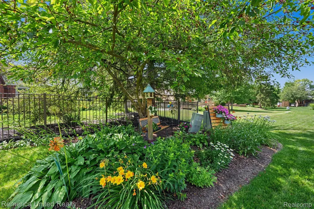 24938 White Plains Drive Novi City MI 48374