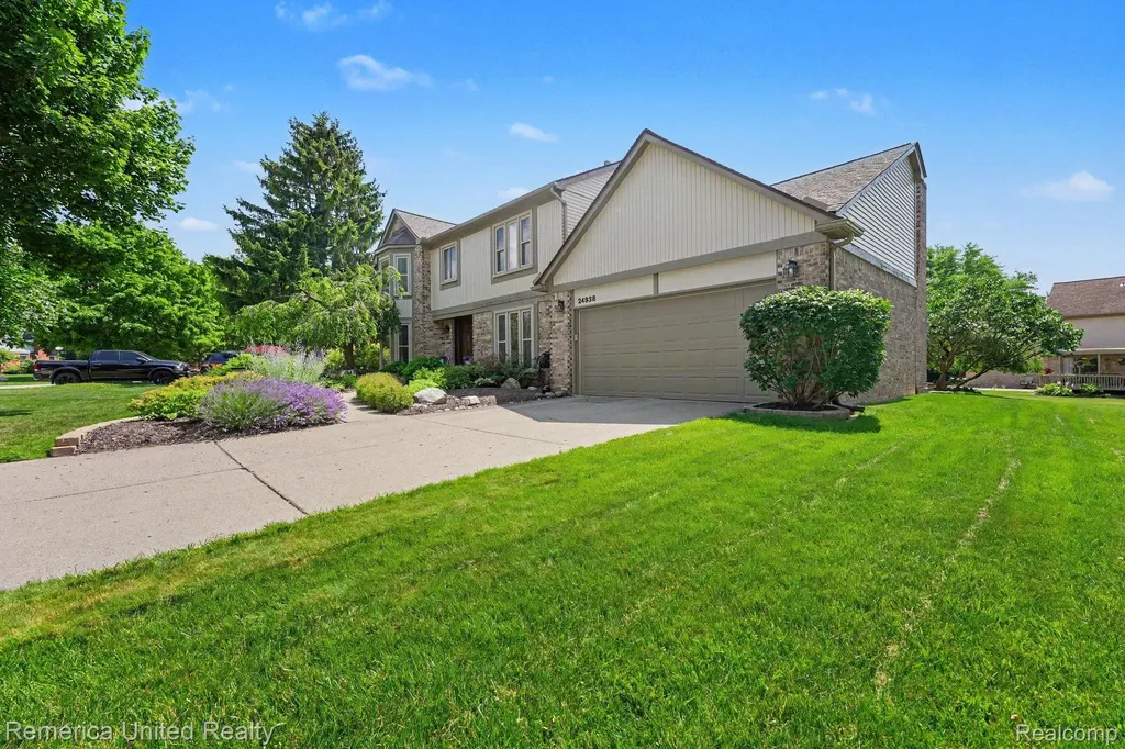 24938 White Plains Drive Novi City MI 48374