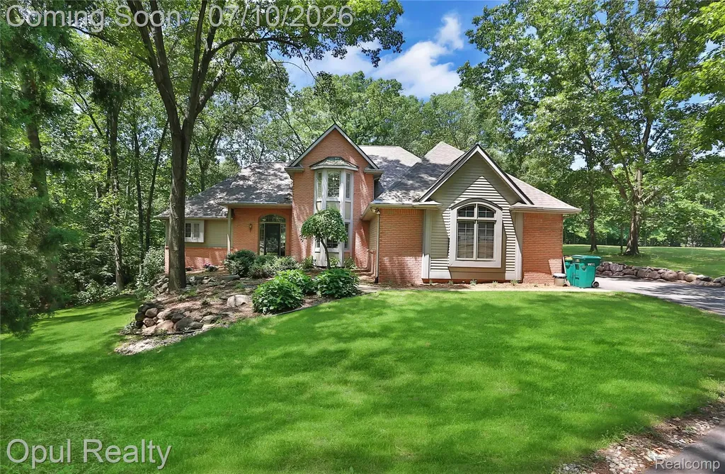 Hamburg Township MI, 7725 Partridge Hill Drive