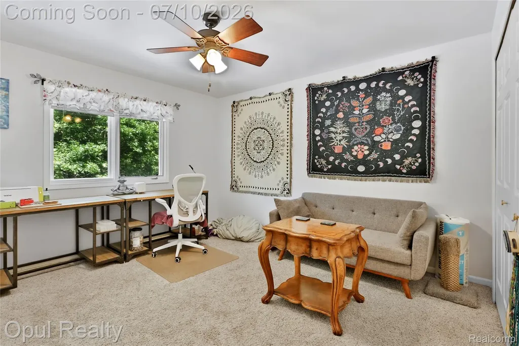 7725 Partridge Hill Drive Hamburg Township MI 48116