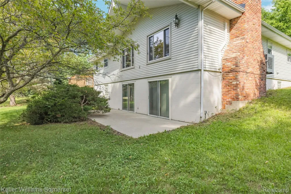 2344 Rochester Road Addison Township MI 48367