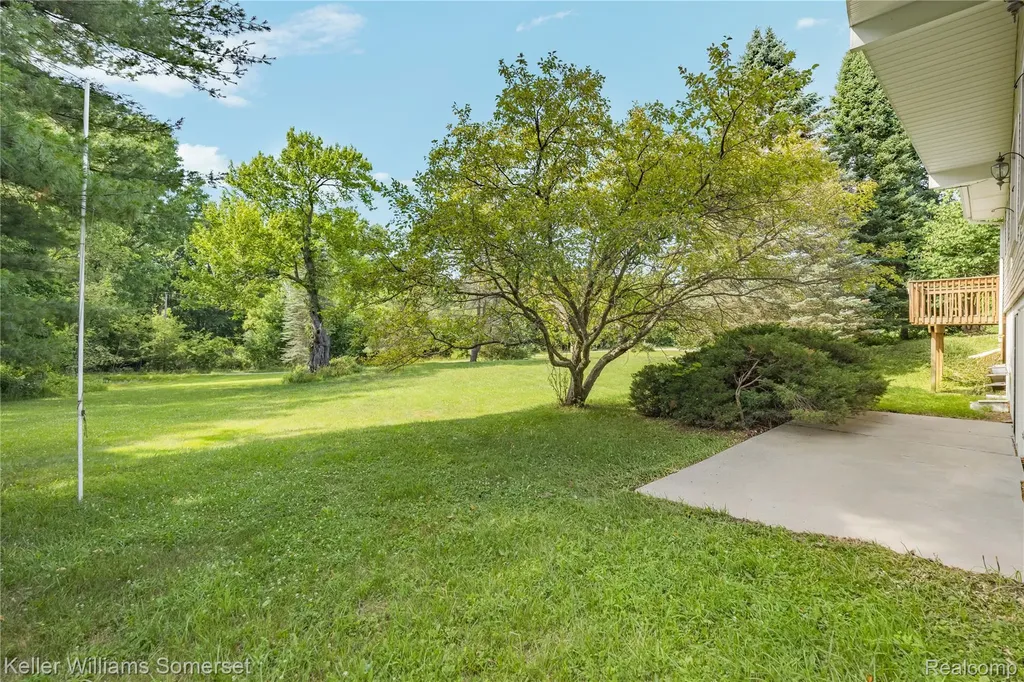 2344 Rochester Road Addison Township MI 48367