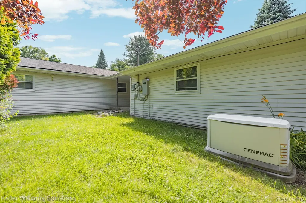 2344 Rochester Road Addison Township MI 48367