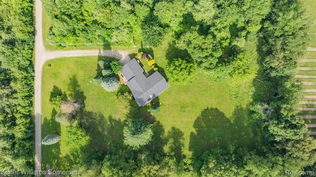 2344 Rochester Road Addison Township MI 48367
