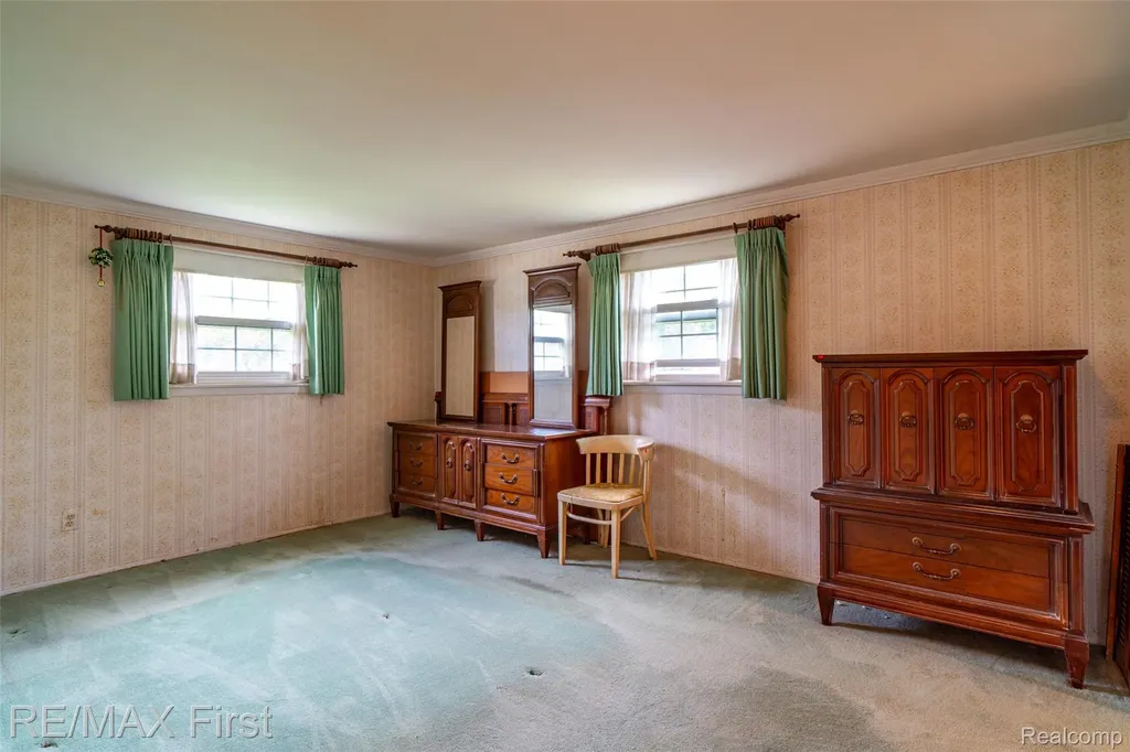 3848 Pall Drive Warren City MI 48092