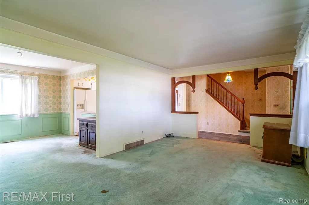 3848 Pall Drive Warren City MI 48092