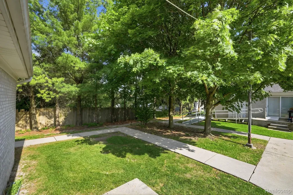 47078 Auburn Court Shelby Charter Township MI 48317