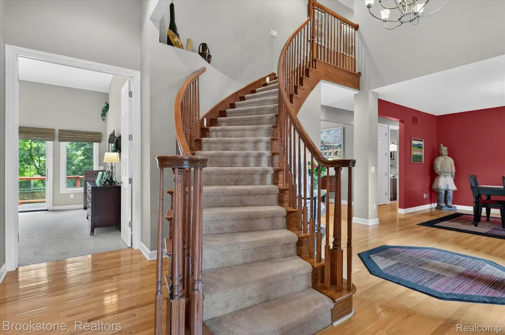 1330 Corey Cove White Lake Charter Township MI 48383