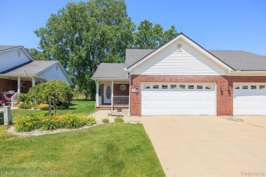 465 Victoria Lane Romeo Village MI 48065