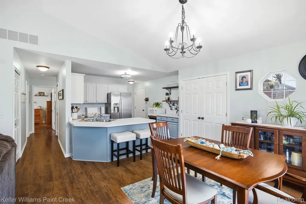 465 Victoria Lane Romeo Village MI 48065