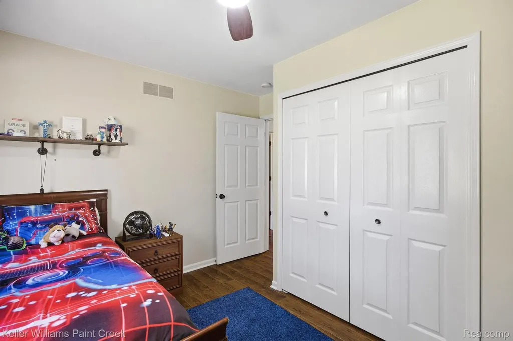 465 Victoria Lane Romeo Village MI 48065