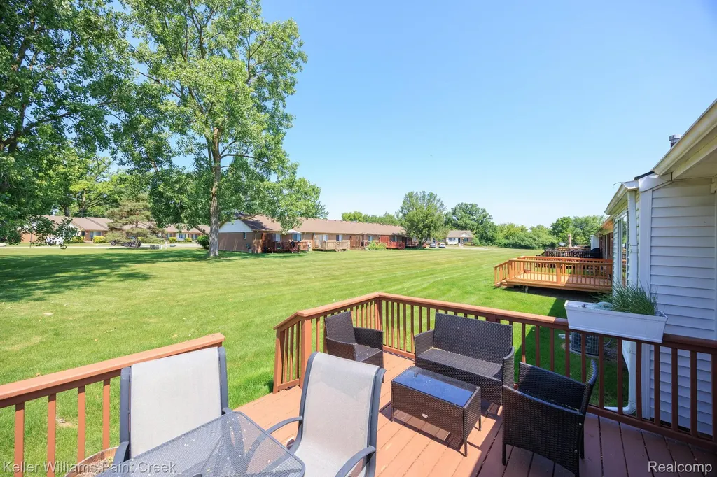 465 Victoria Lane Romeo Village MI 48065