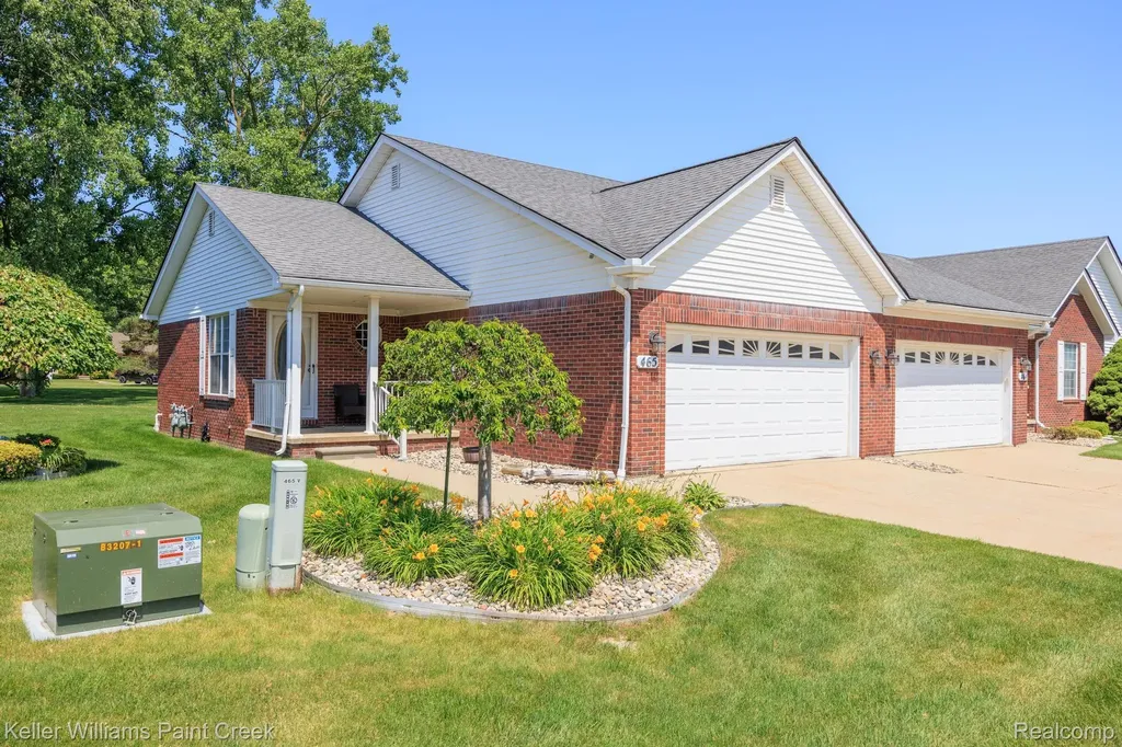 465 Victoria Lane Romeo Village MI 48065