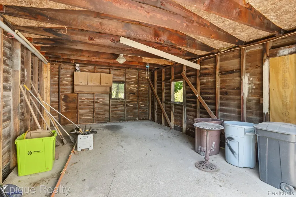 819 Tunnel Street Port Huron City MI 48060