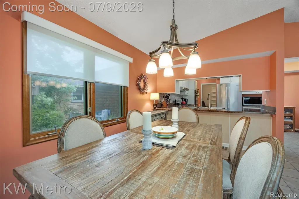 20665 Woodcrest Street Harper Woods City MI 48225