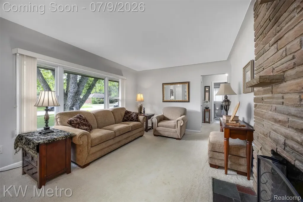 20665 Woodcrest Street Harper Woods City MI 48225
