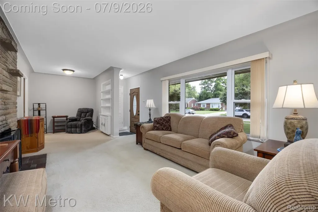 20665 Woodcrest Street Harper Woods City MI 48225
