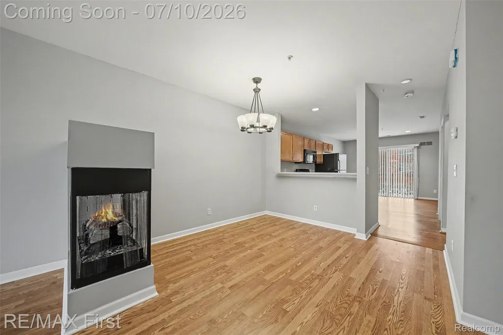 1582 Devon Lane Troy City MI 48084
