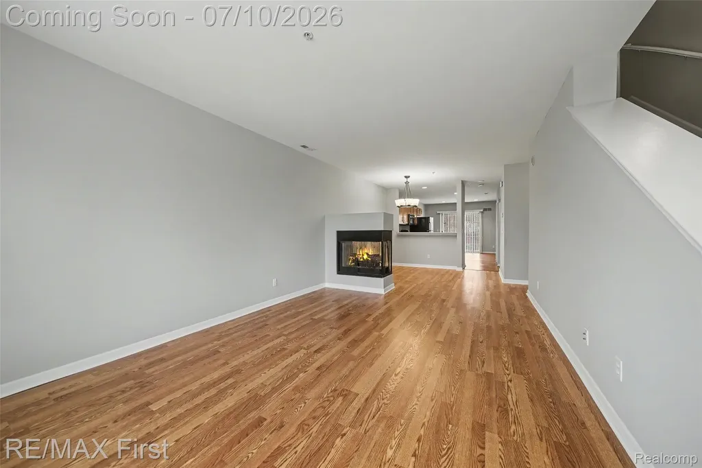 1582 Devon Lane Troy City MI 48084
