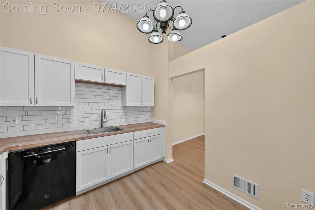 43628 W Arbor Way Drive Canton Charter Township MI 48188