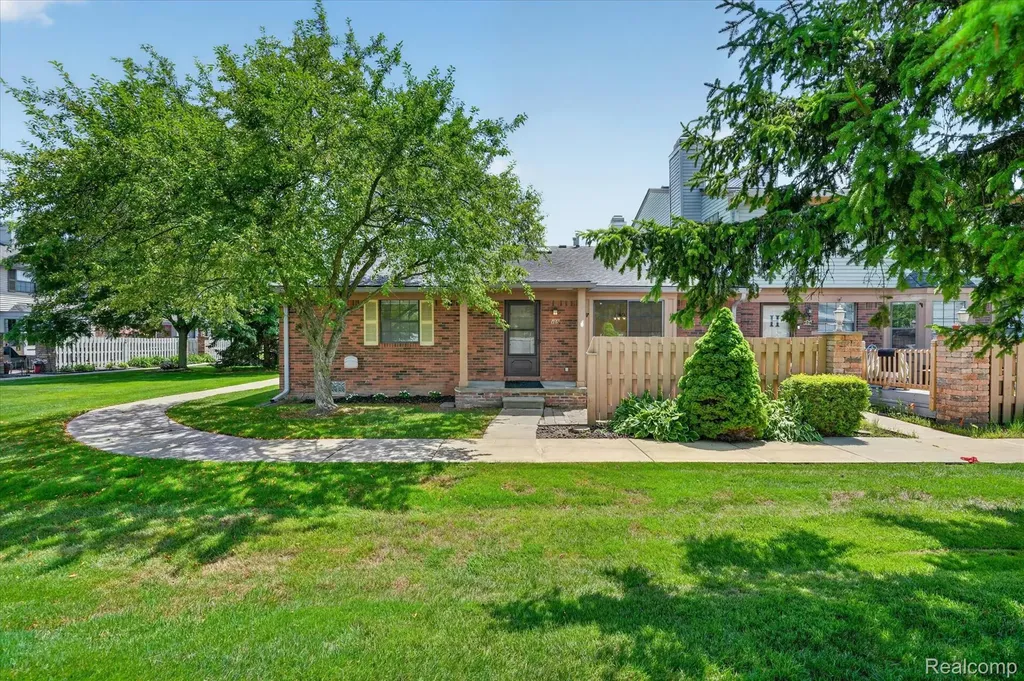 43628 W Arbor Way Drive Canton Charter Township MI 48188