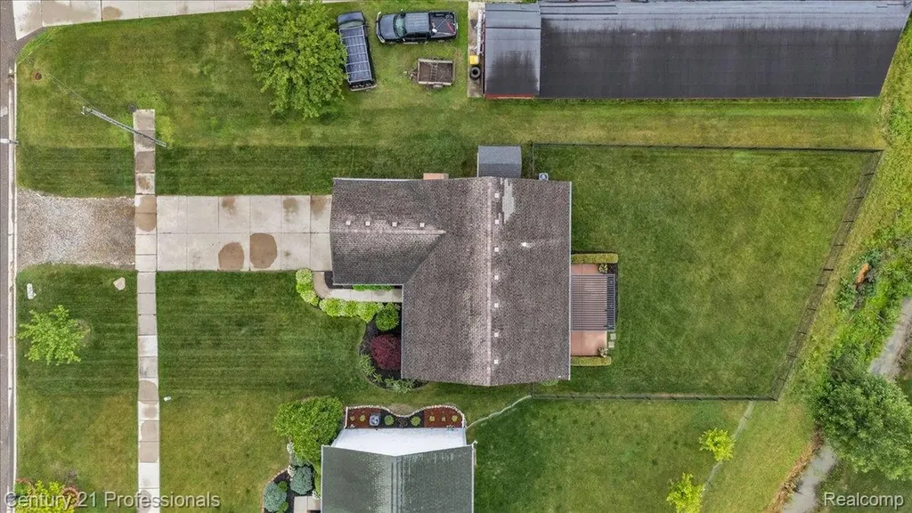 53611 County Line Road New Baltimore City MI 48047