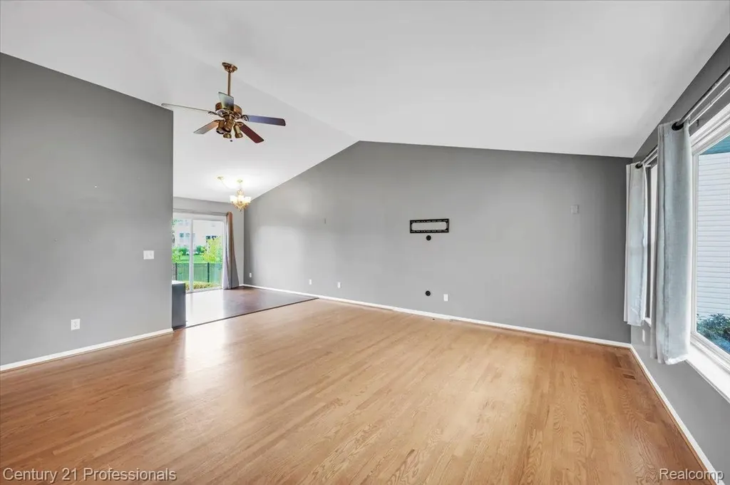 53611 County Line Road New Baltimore City MI 48047