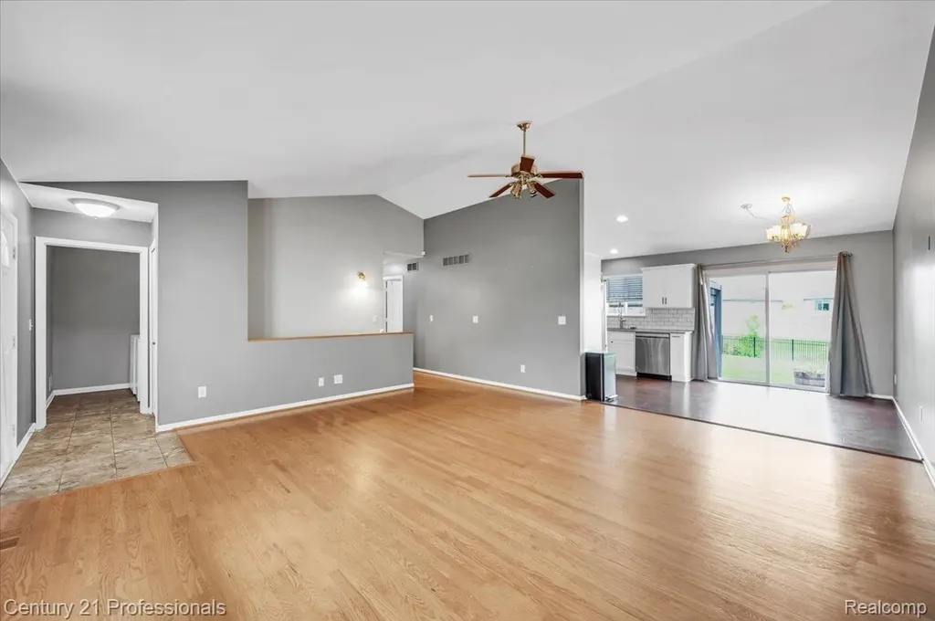 53611 County Line Road New Baltimore City MI 48047