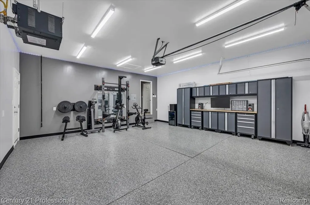 53611 County Line Road New Baltimore City MI 48047