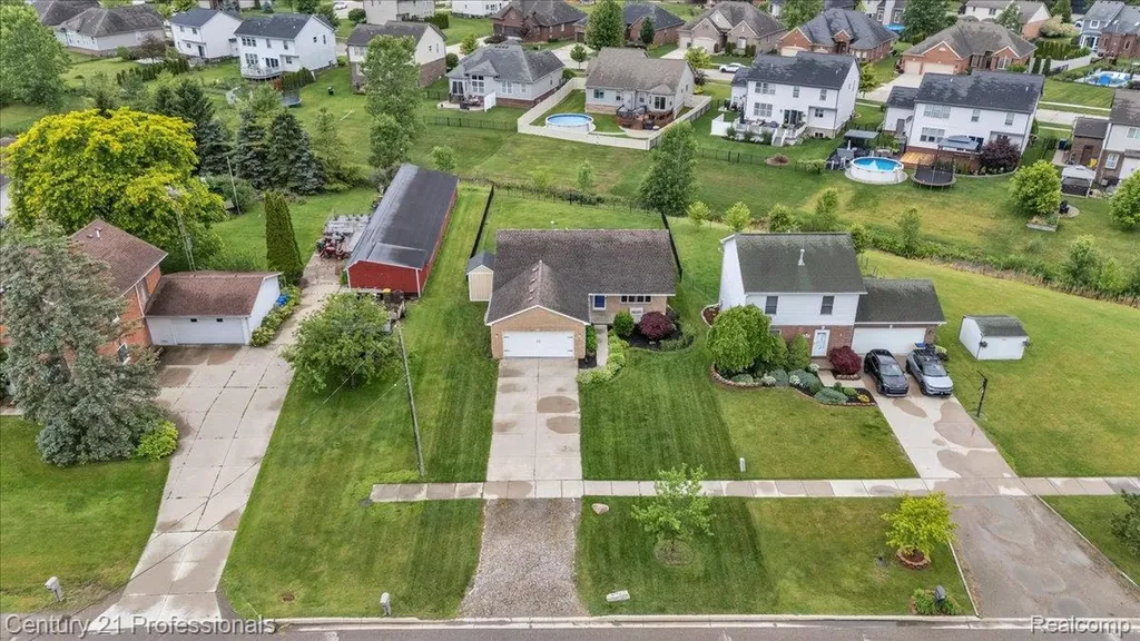 53611 County Line Road New Baltimore City MI 48047