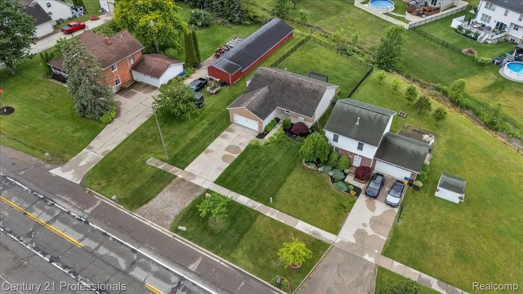 53611 County Line Road New Baltimore City MI 48047