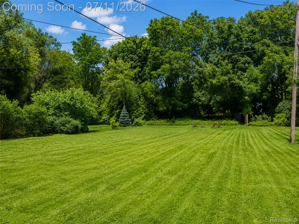 3120 La Salle Drive Ann Arbor City MI 48108