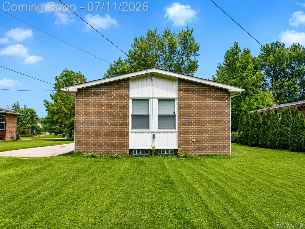 3120 La Salle Drive Ann Arbor City MI 48108