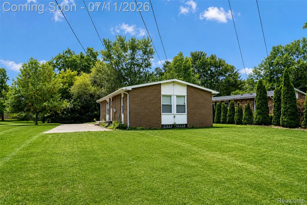 3120 La Salle Drive Ann Arbor City MI 48108
