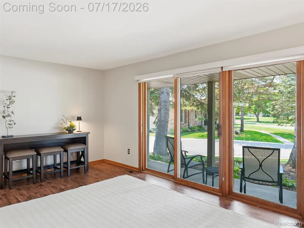 49139 Conway Court Shelby Charter Township MI 48315
