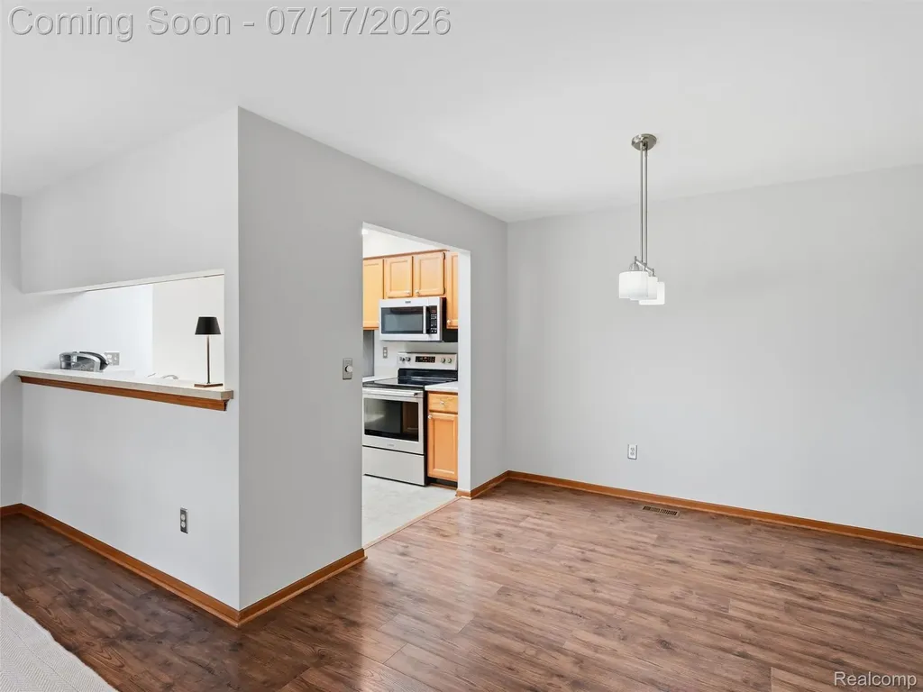 49139 Conway Court Shelby Charter Township MI 48315